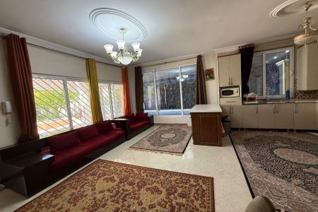 ویلا استخردار در چهارباغ - ابراهیم آباد