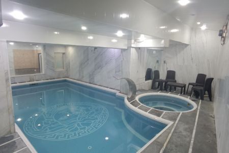 ویلا با استخر و جکوزی در فرج آباد - همکف