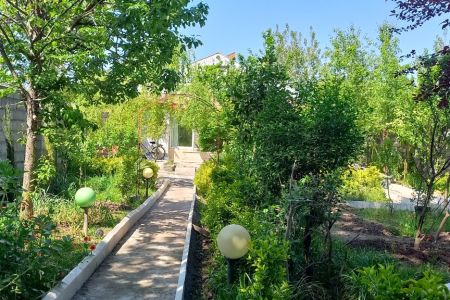 اجاره خانه حیاط دار در رشت - بیجاربنه