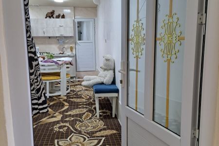 سوئیت مبله نزدیک استخر لاهیجان - همکف
