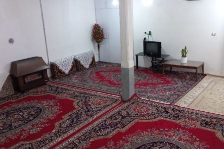 خانه ویلایی نزدیک غار علیصدر