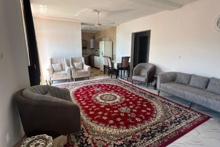 خانه با چشم انداز زیبا در گردنه حیران - گیلده