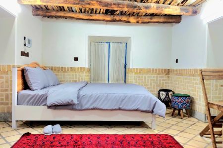 بومگردی در قمصر - اتاق نعنا
