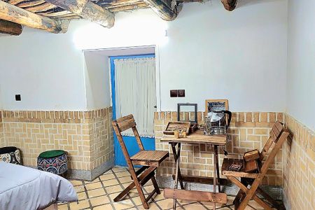 بومگردی در قمصر - اتاق نعنا