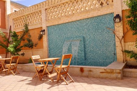 بومگردی در قمصر - اتاق دارچین