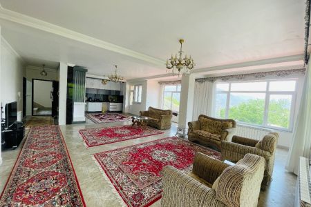 آپارتمان رو به کوه در کلیبر - طبقه دوم
