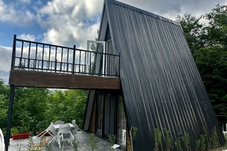 Renting a Swiss villa in Rudbar - Lamb Head