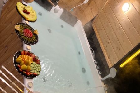 کلبه سوئیسی جکوزی دار در ماسال - تبرسرا