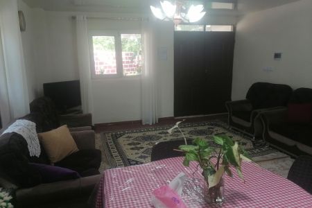 سوئیت در خرم آباد تنکابن - استخرسر