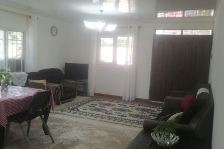 سوئیت در خرم آباد تنکابن - استخرسر