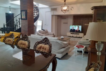 ویلا دوبلکس استخردار در شهرک زعفرانیه