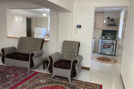 خانه ویلایی در خرم آباد - همکف
