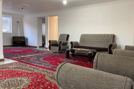 خانه ویلایی در خرم آباد - همکف