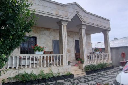 ویلا نزدیک دریاچه سالده چمستان
