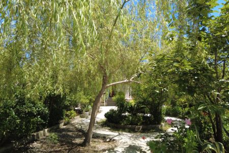خانه حیاط‌دار در رشت - گیل‌پرده سر - طبقه ۲