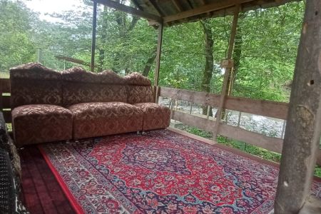 ویلای چوبی لب رودخانه در شالما ماسال