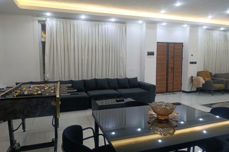 Rent a villa with a pool in Shahriar - Kordzar