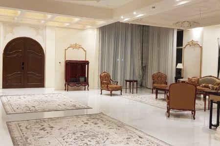 ویلا استخردار در چهارباغ - شهرک زعفرانیه