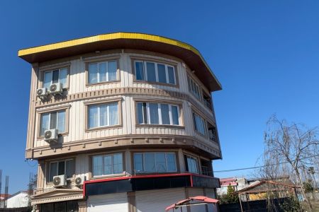 خانه مبله نزدیک دریا در چمخاله - طبقه اول