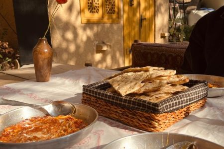 بوتیک هتل در نیاوران تهران - صنوبر