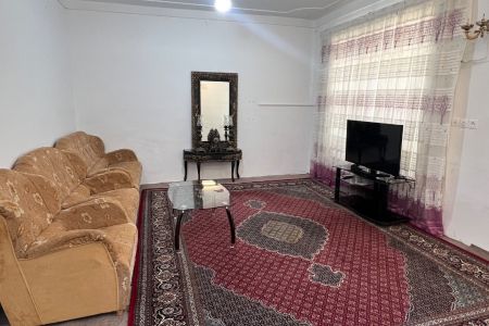 خانه ویلایی در بانه