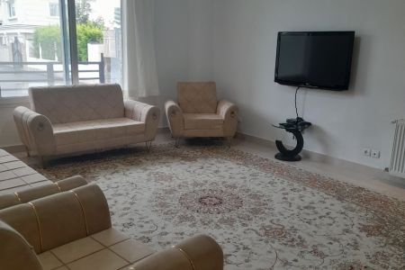 خانه ویلایی در چالوس - خط هشت - همکف