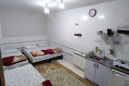 اتاق چهارتخته نزدیک حرم در مشهد - زیرهمکف