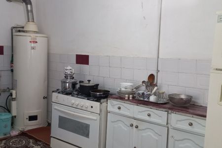 خانه ویلایی نزدیک غار علیصدر
