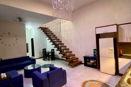 ویلا با استخر و جکوزی در چهارباغ - رمنده