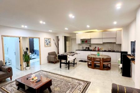 ویلا با جکوزی در بندر انزلی - شانگهای پرده