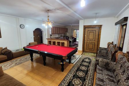 خانه استخردار در شیخ زاهد محله چابکسر - همکف
