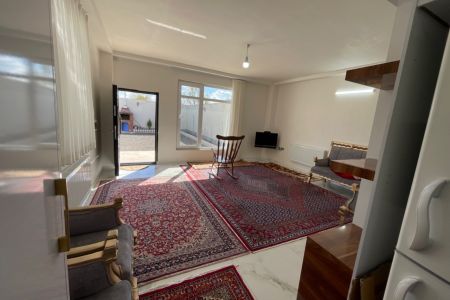 سوئیت حیاط دار در آراللو اردبیل