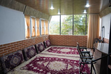 سوئیت با بنای سوئیسی در شبخوس پهلو