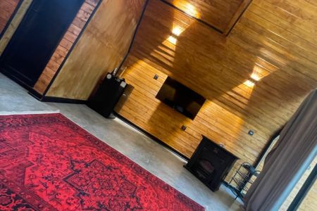 کلبه سوئیسی با حوضچه آبگرم در رشت - گرفم