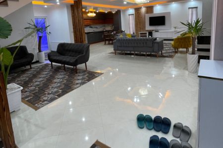 ویلا دوبلکس استخردار در متل قو