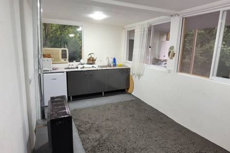 سوئیت جنگلی حیاط دار در سراوان - موشنگاه