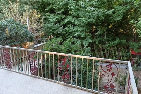 خانه ویلایی با معماری دو طبقه در مورکان