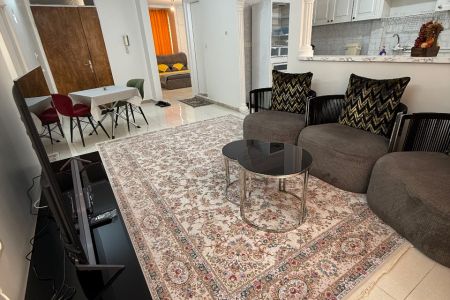 خانه مبله در تهران - پیروزی - همکف