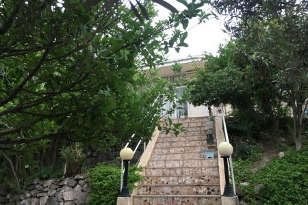 خانه ویلایی در رودبار - تکلیم