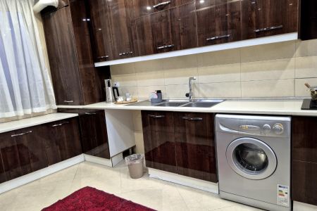 هتل آپارتمان در خیابان سمیه تهران - تیپ ۲