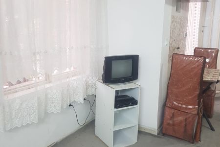 سوئیت نقلی در نطنز - طره