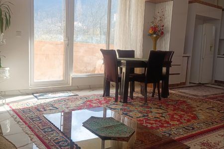 خانه بالکن دار با ویو کوه و جنگل در کلیبر