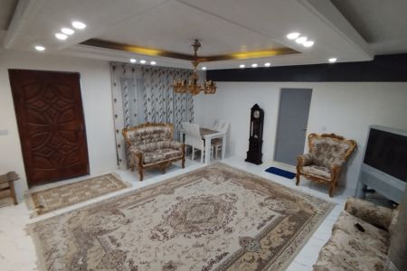 خانه ویلایی در چهارباغ - شهرک کامرانیه
