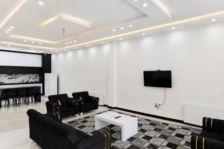 ویلا در زیباکنار