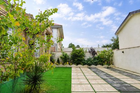 ویلا در زیباکنار