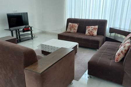 خانه حیاط دار در نوشهر - شمع ساحل - همکف