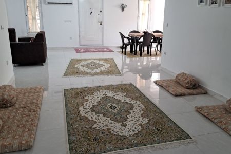 خانه حیاط دار در نوشهر - شمع ساحل - همکف
