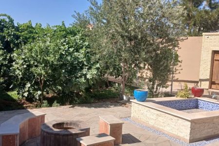 خانه با معماری سنتی در دامغان - علیان