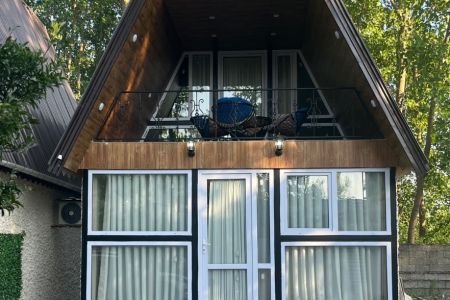 کلبه سوئیسی ساحلی در چاف و چمخاله
