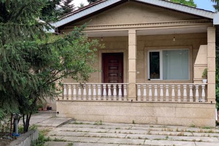 خانه ویلایی در کلاردشت - حسنکیف
